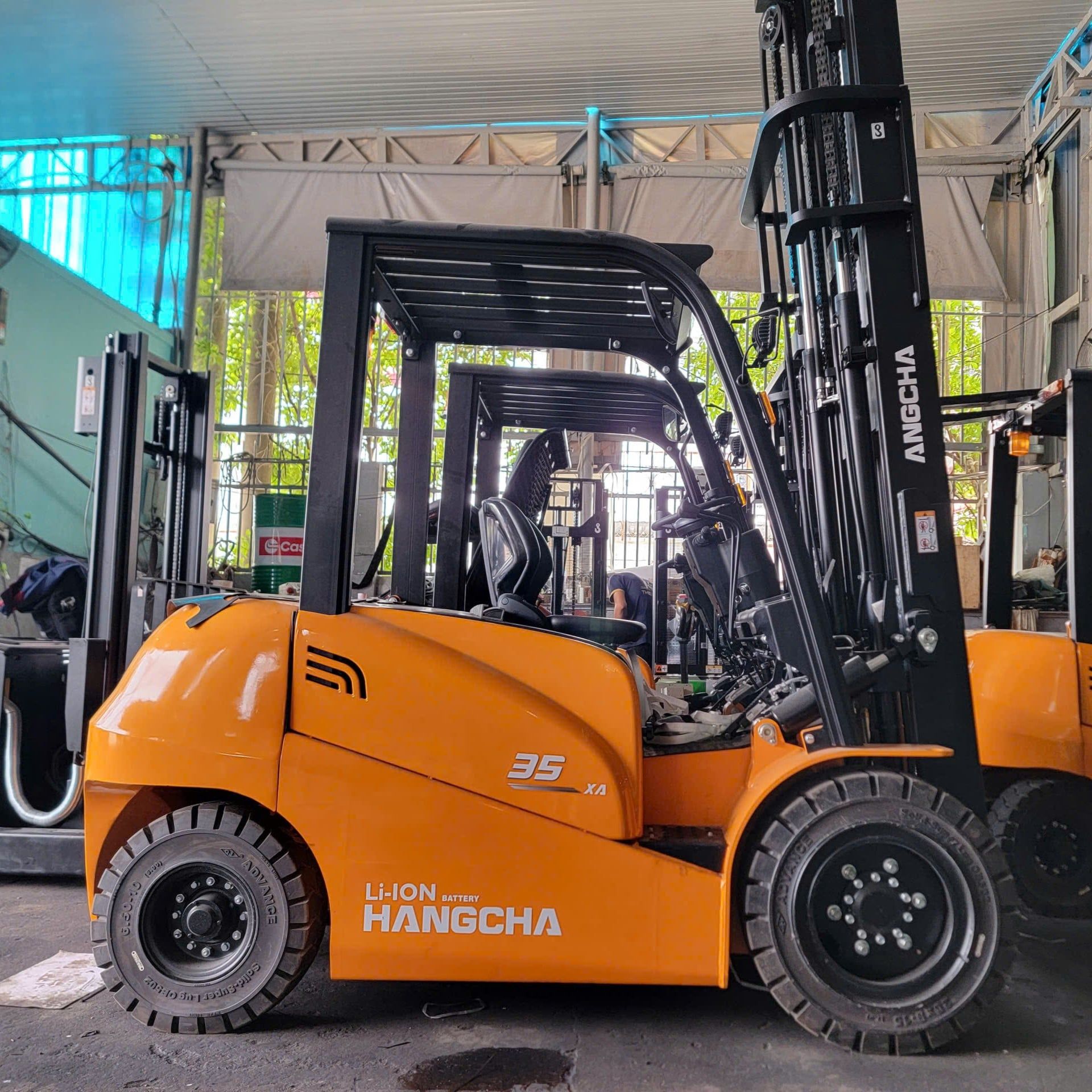 Xe Nâng Điện Lithium 3.5 Tấn Dòng XA Sạc Nhanh 1-2h