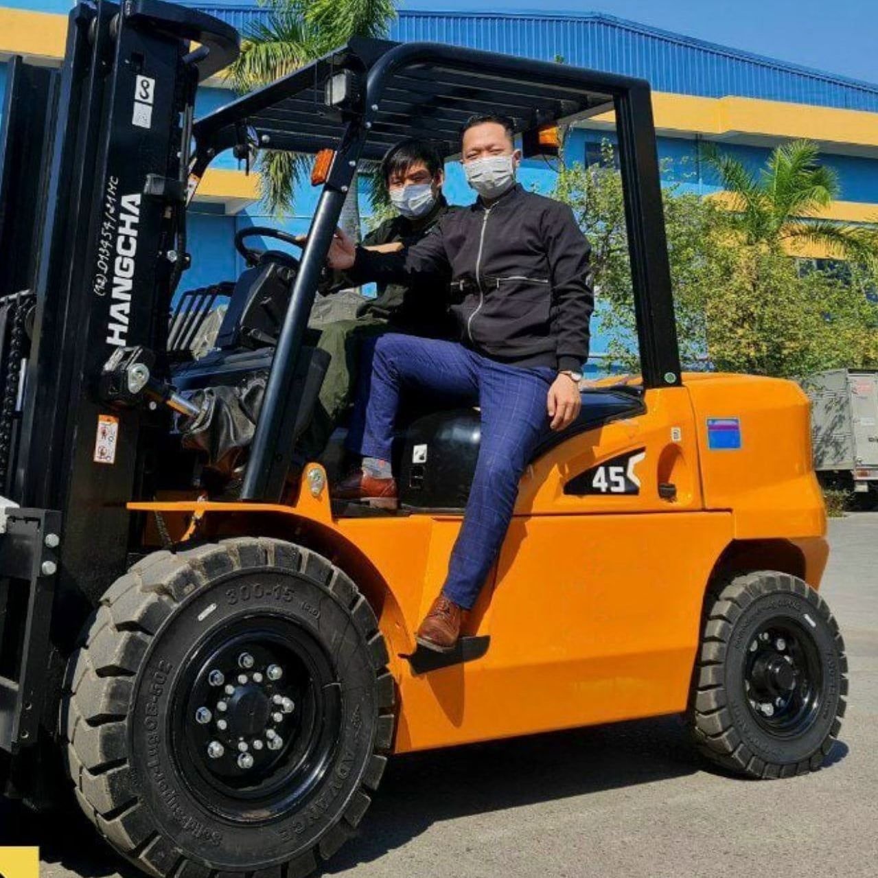 Xe Nâng Dầu HANGCHA 4.5 Tấn
