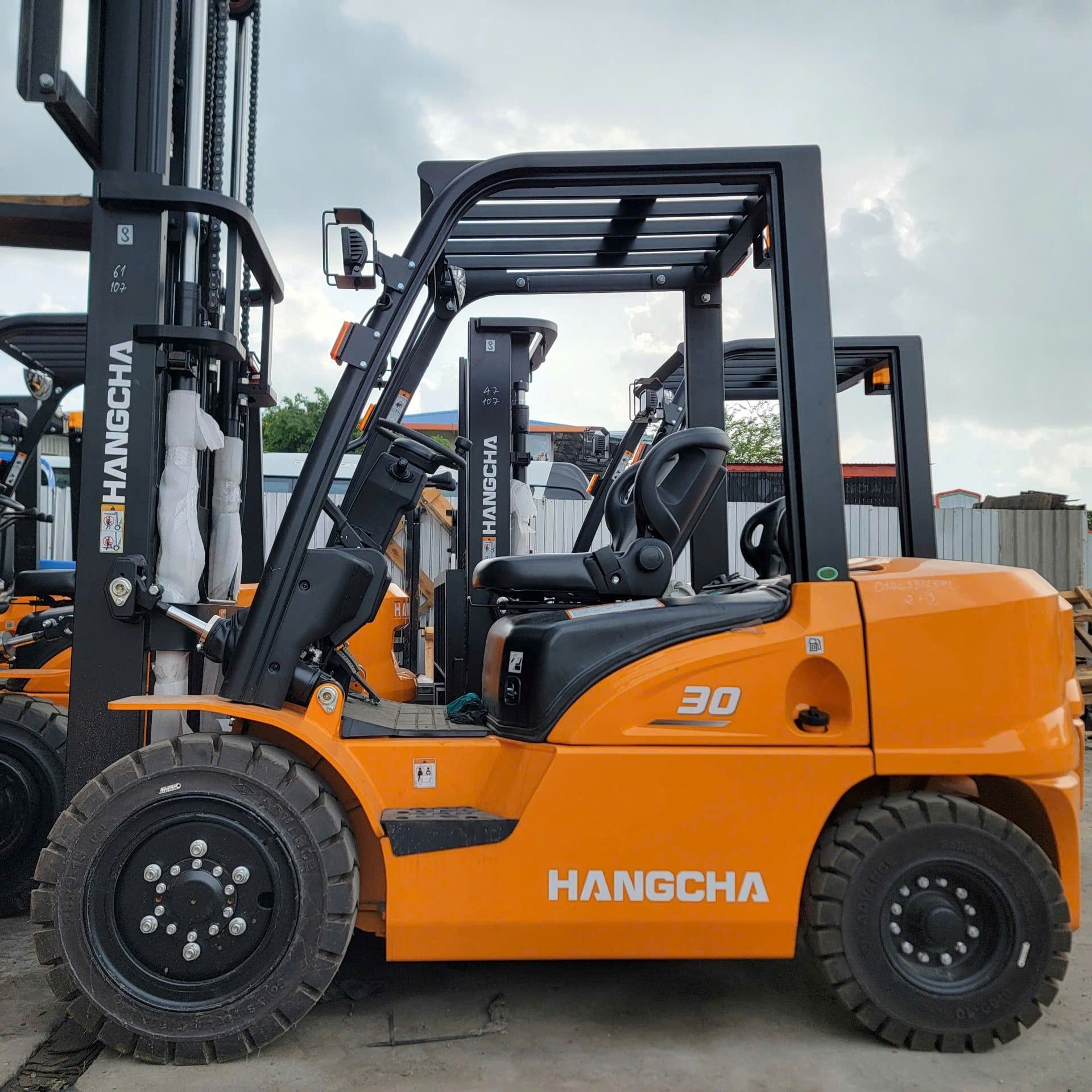 Xe Nâng Dầu HANGCHA 3 Tấn